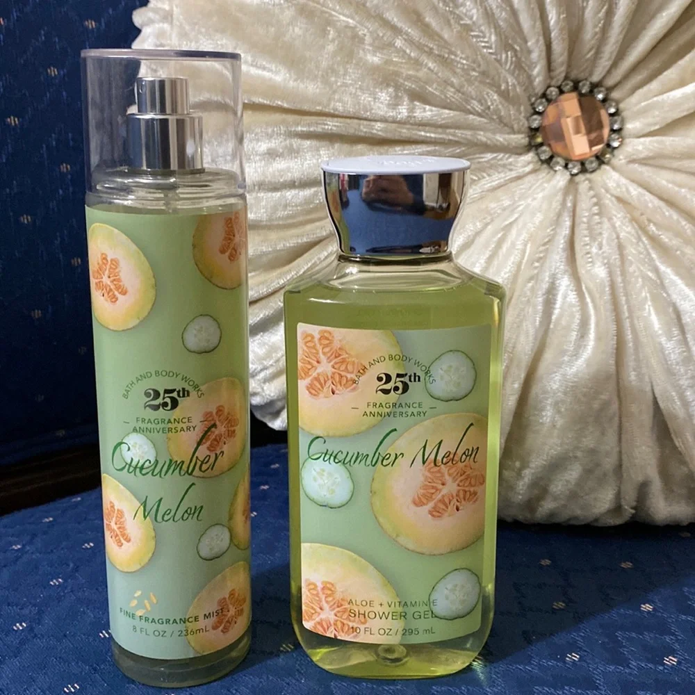 BATH & BODY WORKS SET. . . CUCUMBER MELON SCENT - Picture 1 of 6